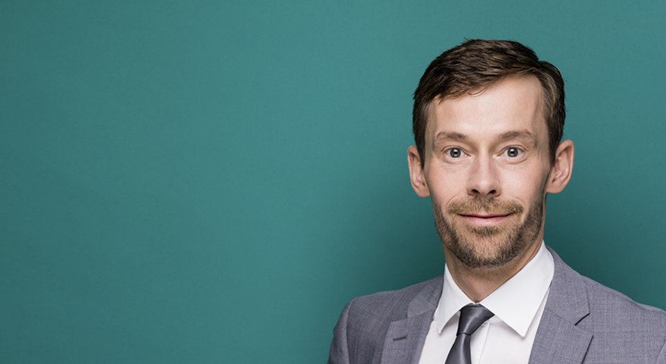 Dr. iur. Lutz Köster